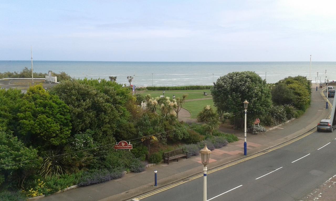 By The Sea Bed And Breakfast Eastbourne Dış mekan fotoğraf