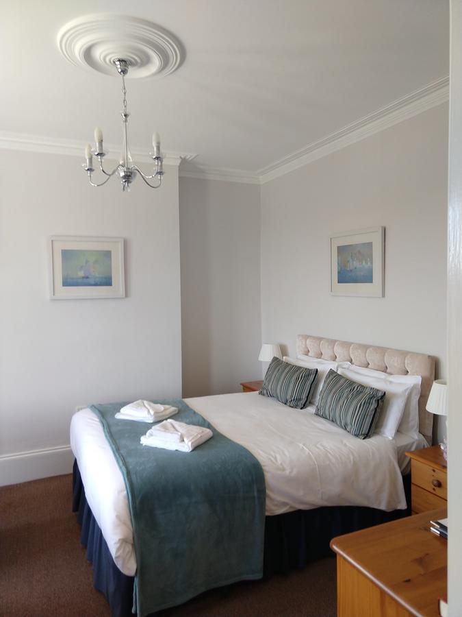 By The Sea Bed And Breakfast Eastbourne Dış mekan fotoğraf