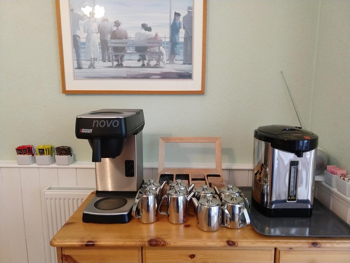 By The Sea Bed And Breakfast Eastbourne Dış mekan fotoğraf