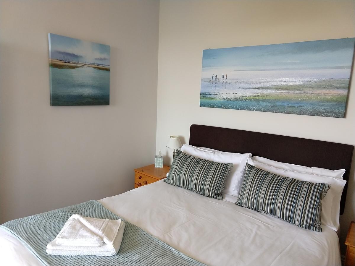 By The Sea Bed And Breakfast Eastbourne Dış mekan fotoğraf