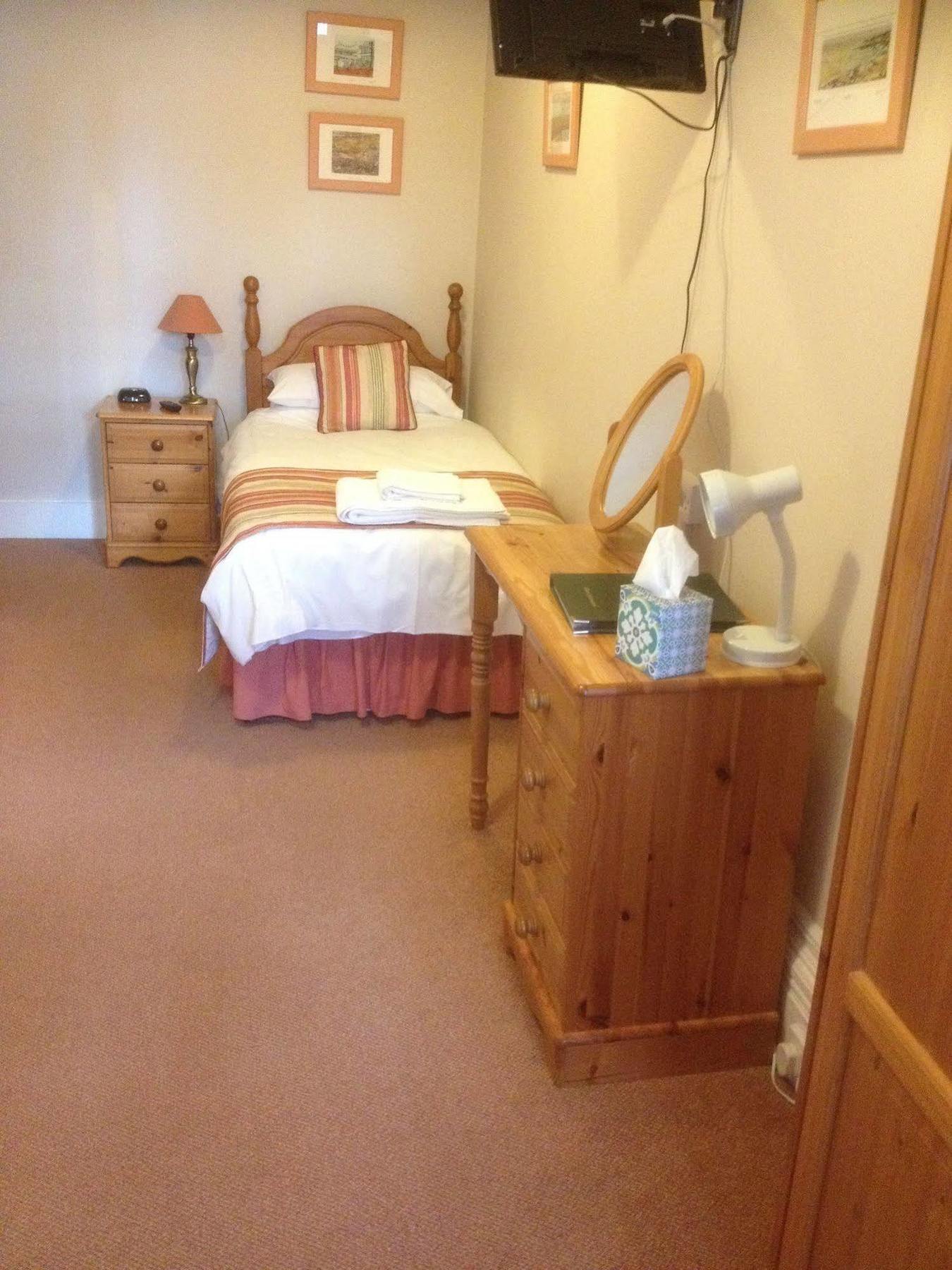 By The Sea Bed And Breakfast Eastbourne Dış mekan fotoğraf