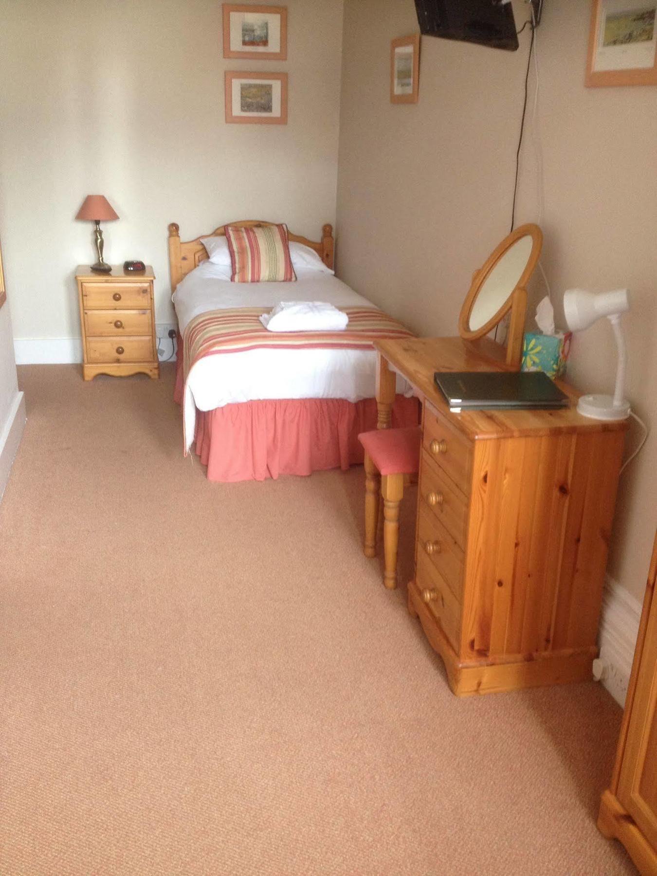 By The Sea Bed And Breakfast Eastbourne Dış mekan fotoğraf