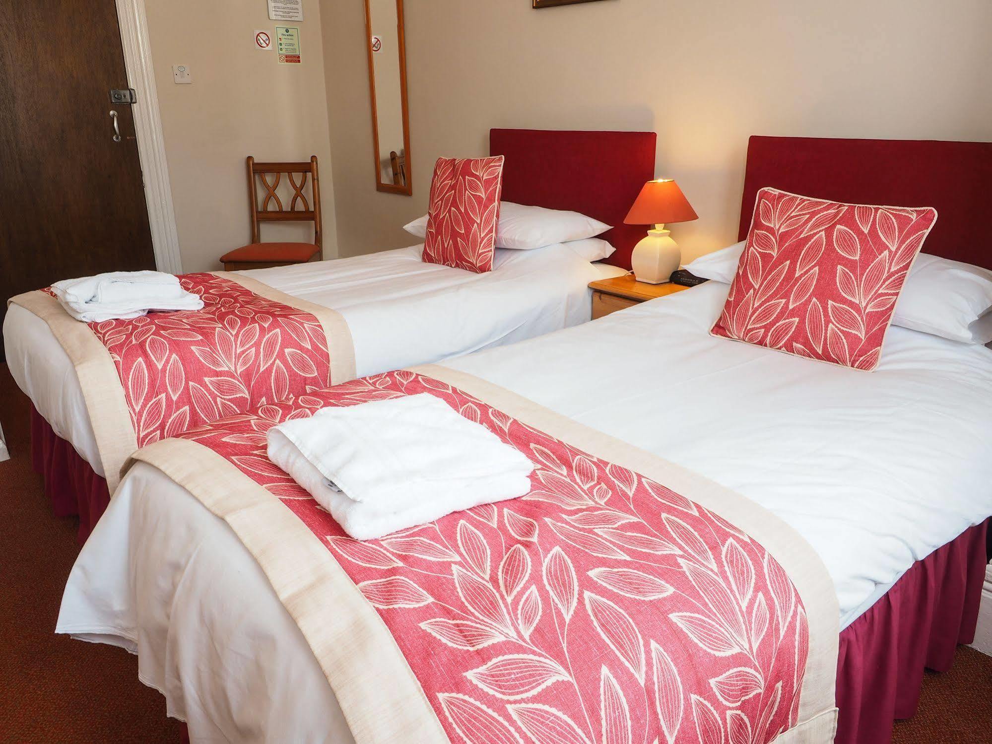 By The Sea Bed And Breakfast Eastbourne Dış mekan fotoğraf