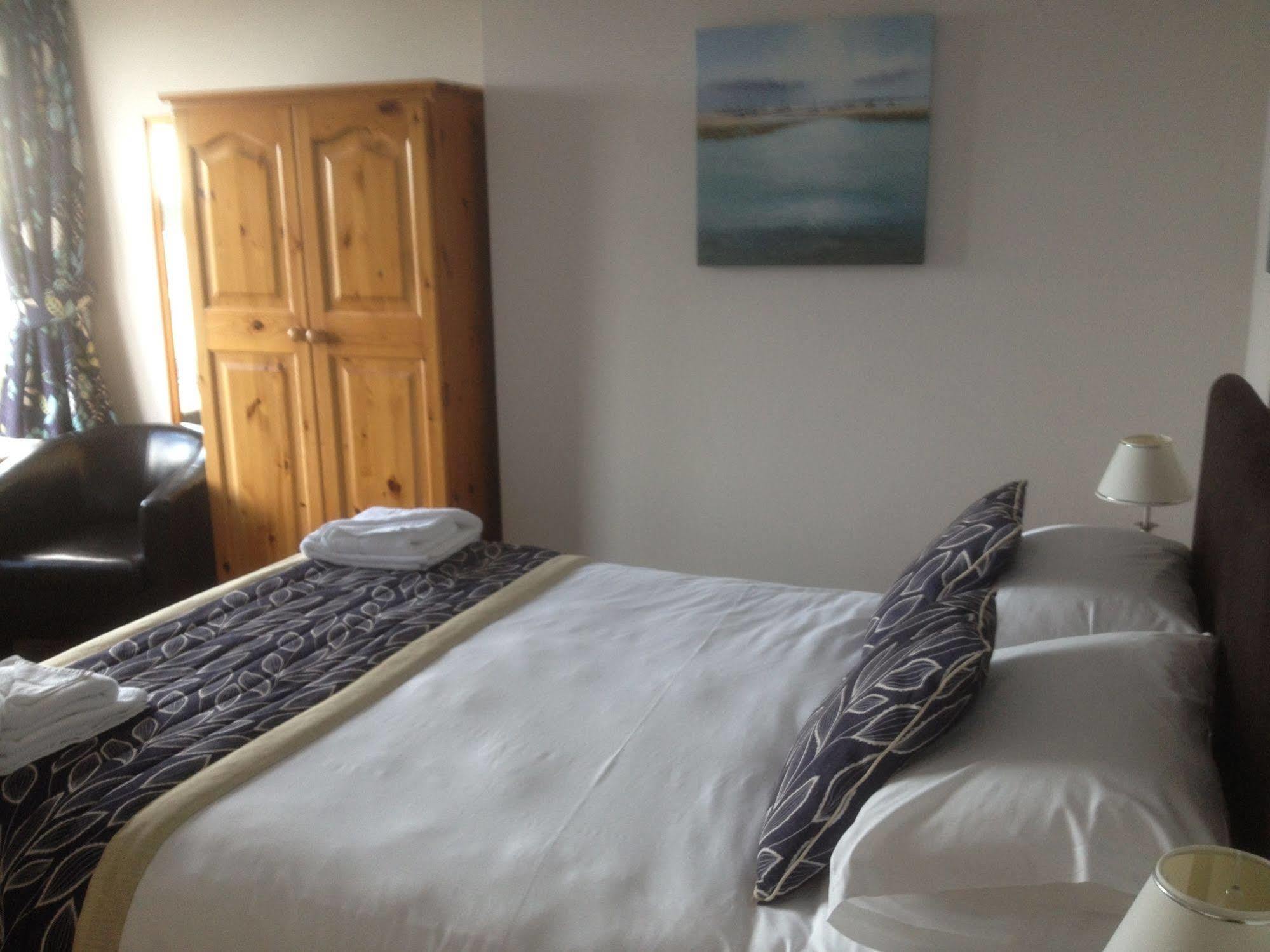 By The Sea Bed And Breakfast Eastbourne Dış mekan fotoğraf
