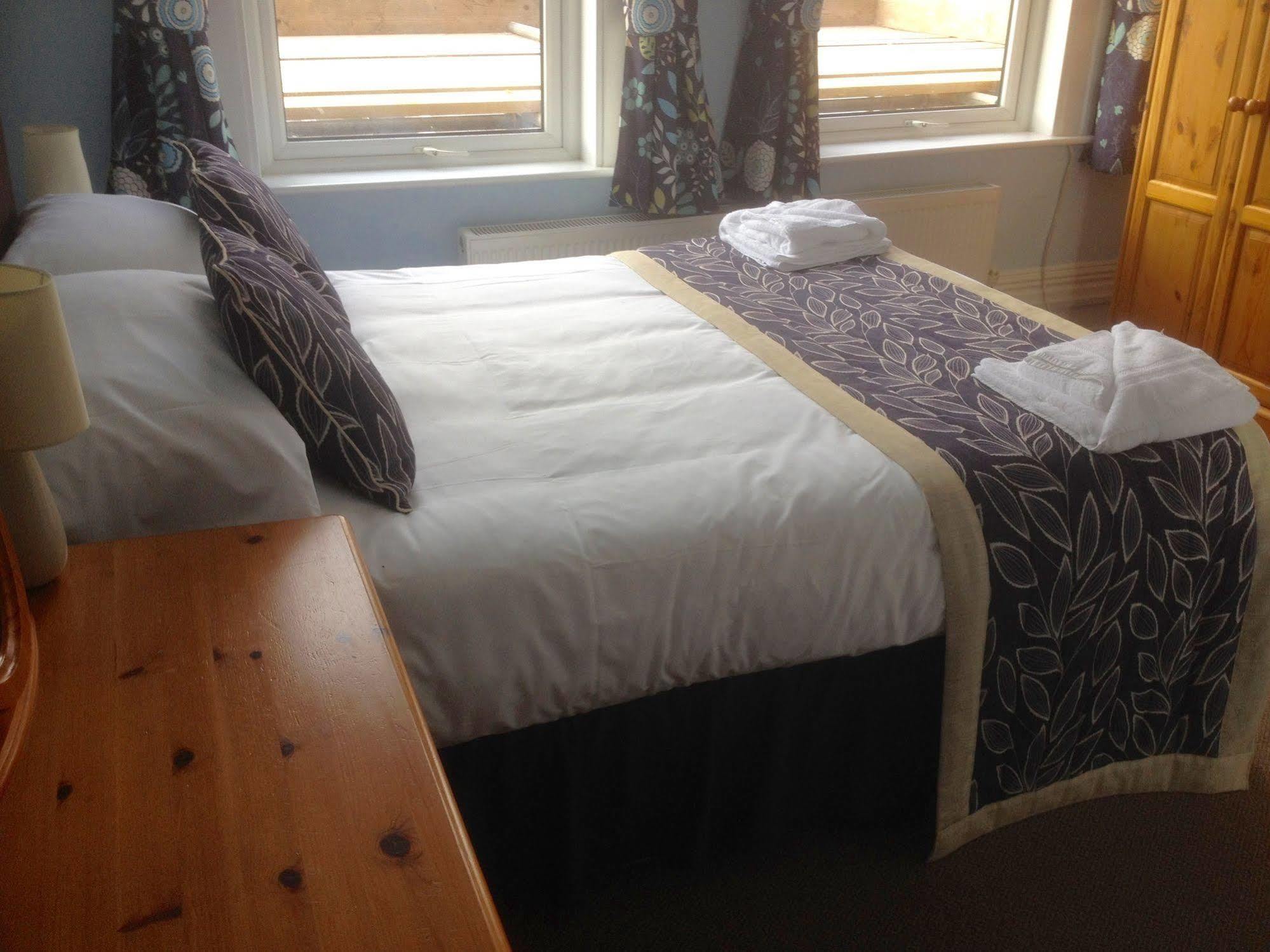 By The Sea Bed And Breakfast Eastbourne Dış mekan fotoğraf